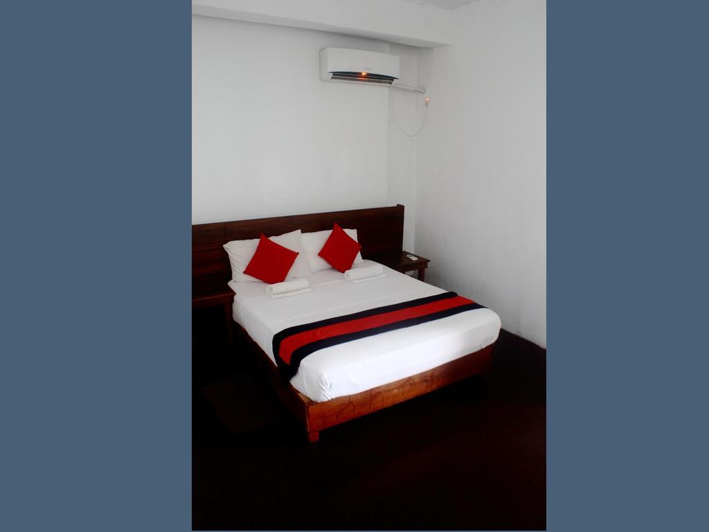Hotel 256 Townhouse Rest Kandy Exterior foto