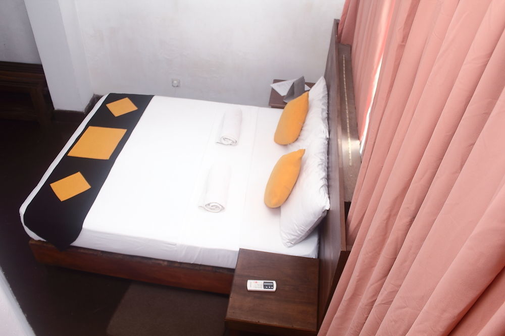 Hotel 256 Townhouse Rest Kandy Exterior foto